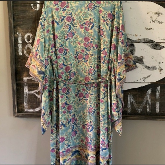 Bohemian Floral Kimono Maxi Duster ~ Gorgeous - Picture 7 of 8